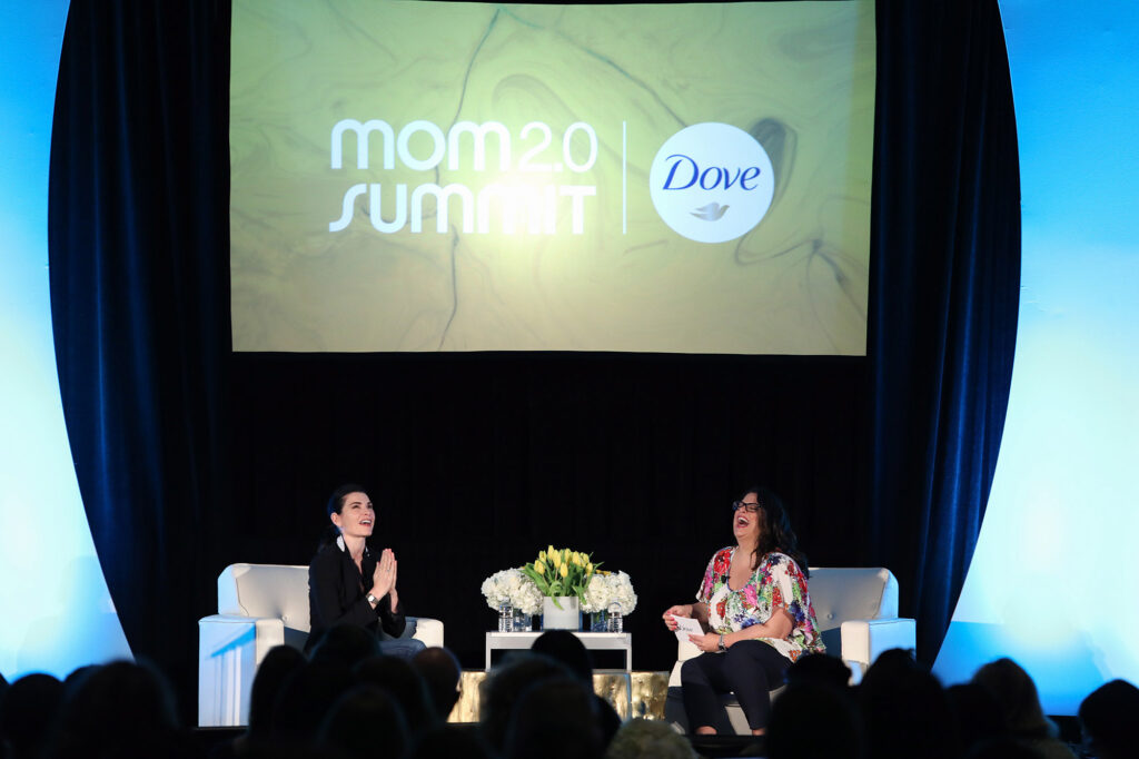 Keynote at Dove's Mom 2.0 Summit - Dro Photography & Video Keynote at Dove's Mom 2.0 Summit