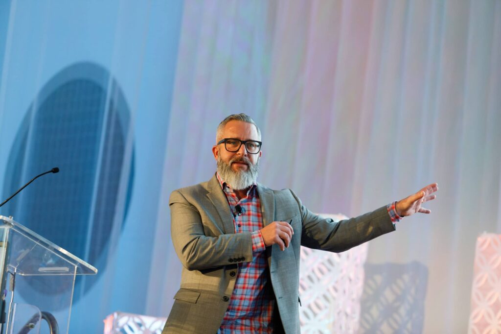 Buffalo Wild Wings Executive Opening Remarks - Dro Photography & Video Buffalo Wild Wings executive delivering opening remarks during a corporate conference in downtown Miami