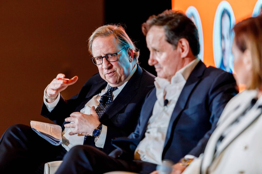 miami-event-photographer-panel-discussion-corporate - Dro Photography & Video