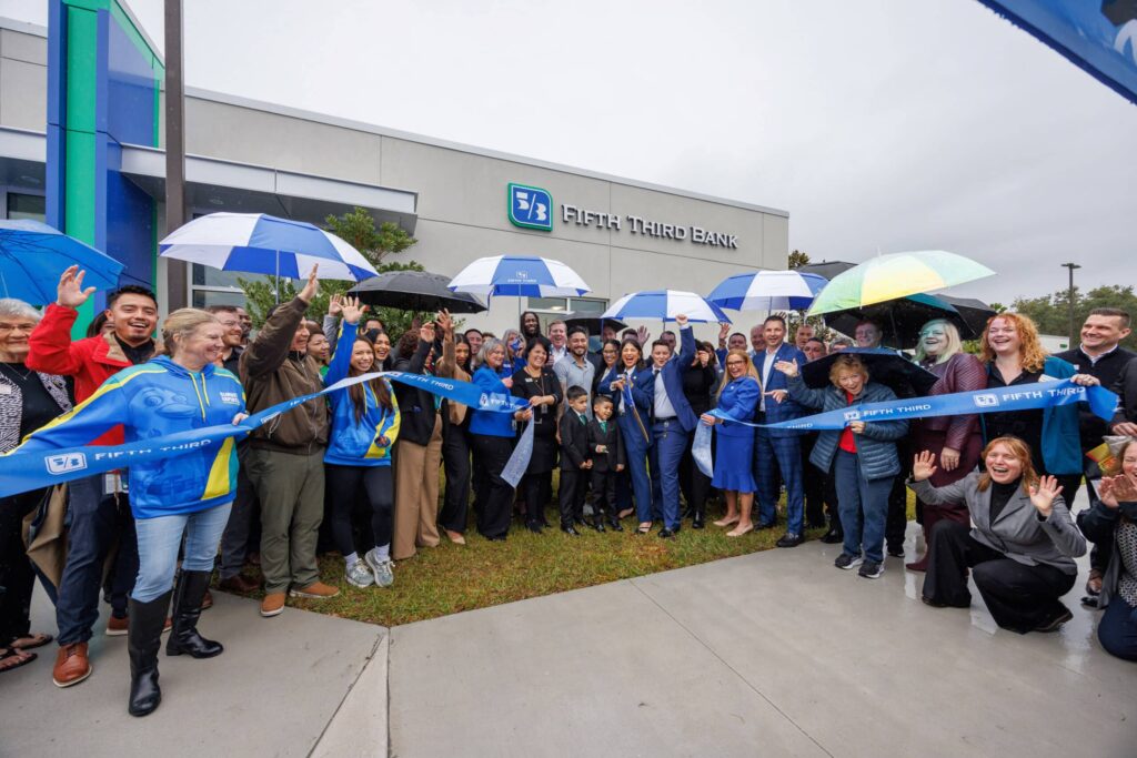 orlando-corporate-event-photographer-ribbon-cutting-fifth-third-bank-the-villages - Dro Photography & Video
