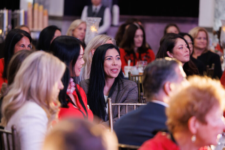 event-photographer-nyc-audience-engaged - Dro Photography & Video