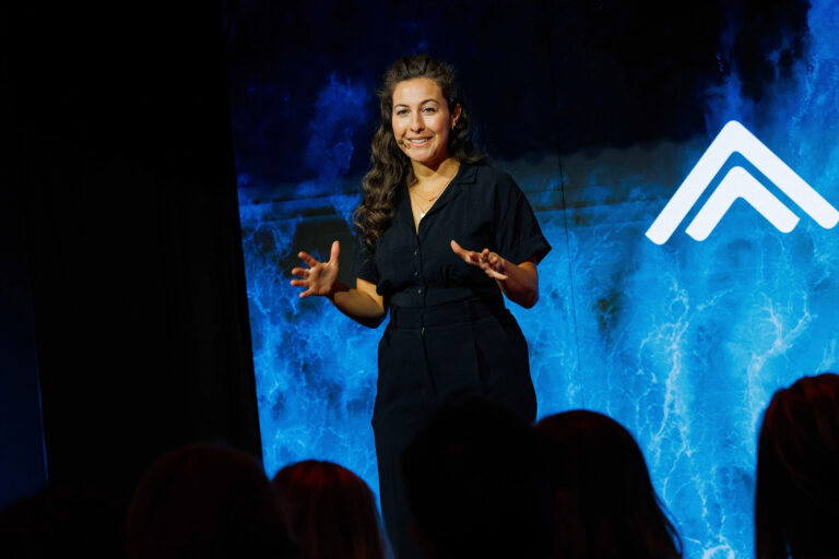 event-photographer-nyc-opening-remarks-at-summit - Dro Photography & Video
